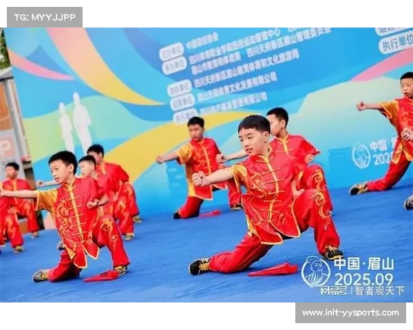 眉山全国竞走赛市民热情观赛 体育精神深深感染现场观众