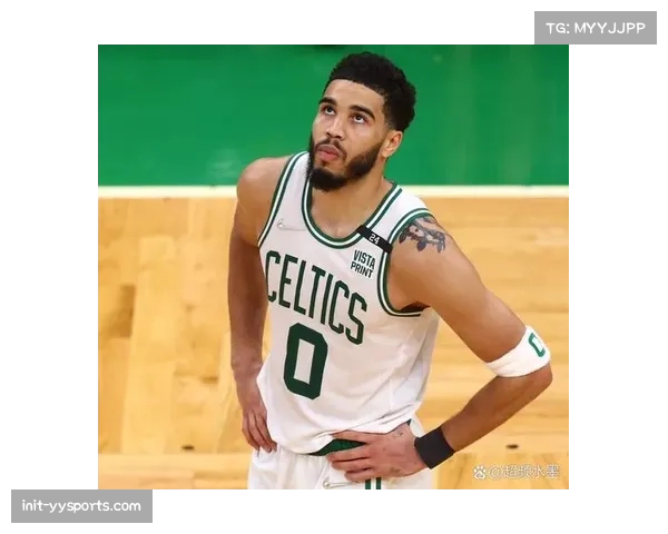 即时战报:尼克斯主场采用无限换防遏制凯尔特人,半场战成58平 即时战报:尼克斯主场采用无限换防遏制凯尔特人,半场战成58平